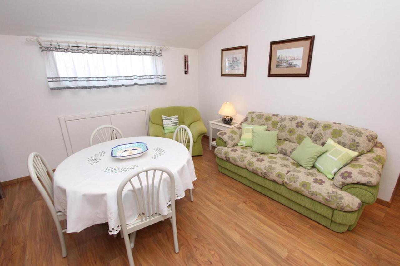 רוביני Apartments Daria מראה חיצוני תמונה
